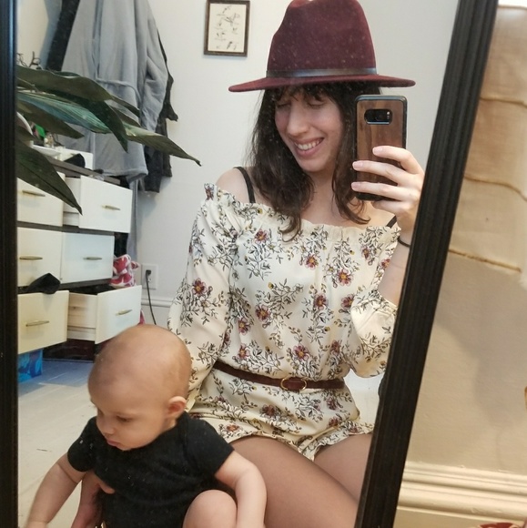 💥SOLD💥 - Picture 1 of 2